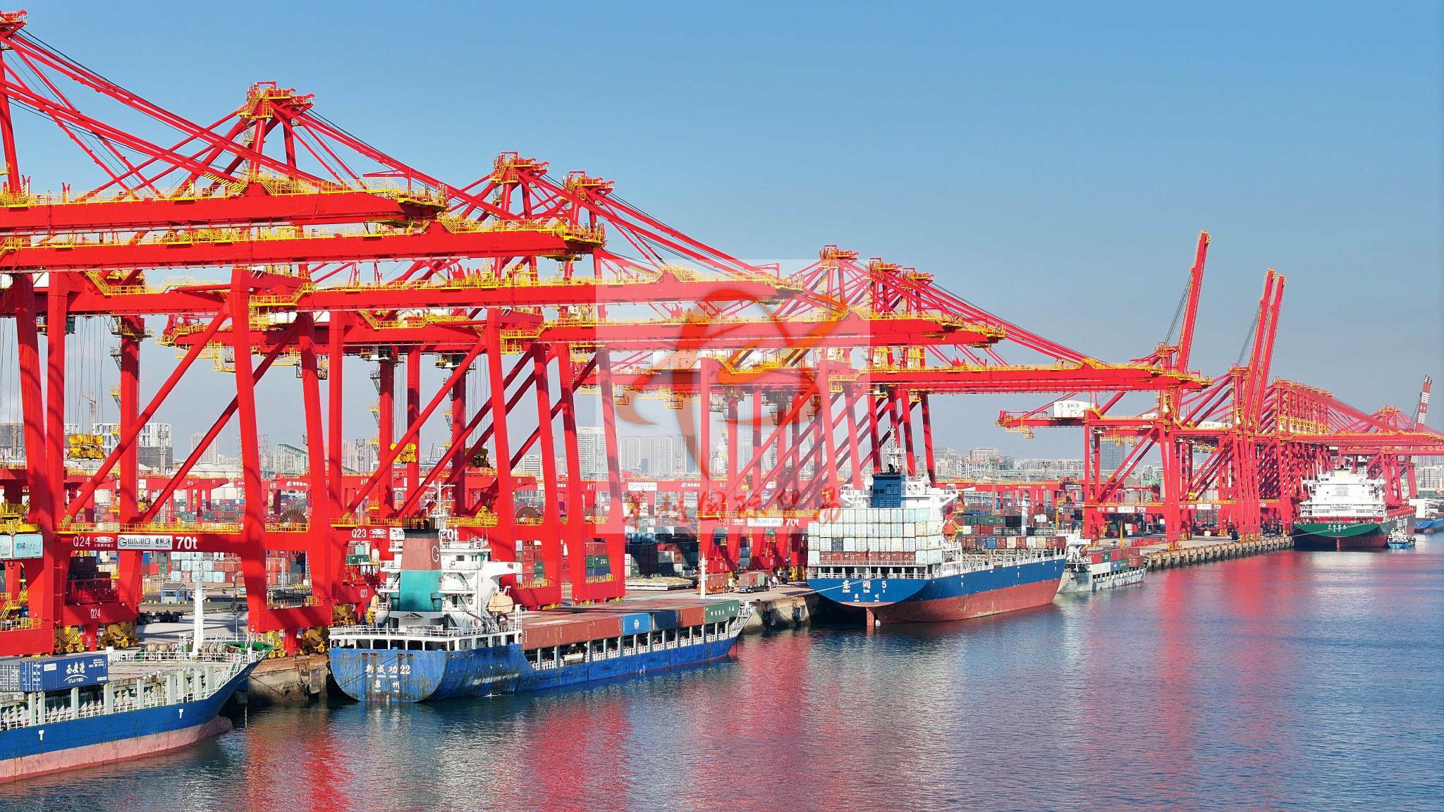 Importing smart watches from China_ Shenzhen Yantian Port Customs Clearance Solution