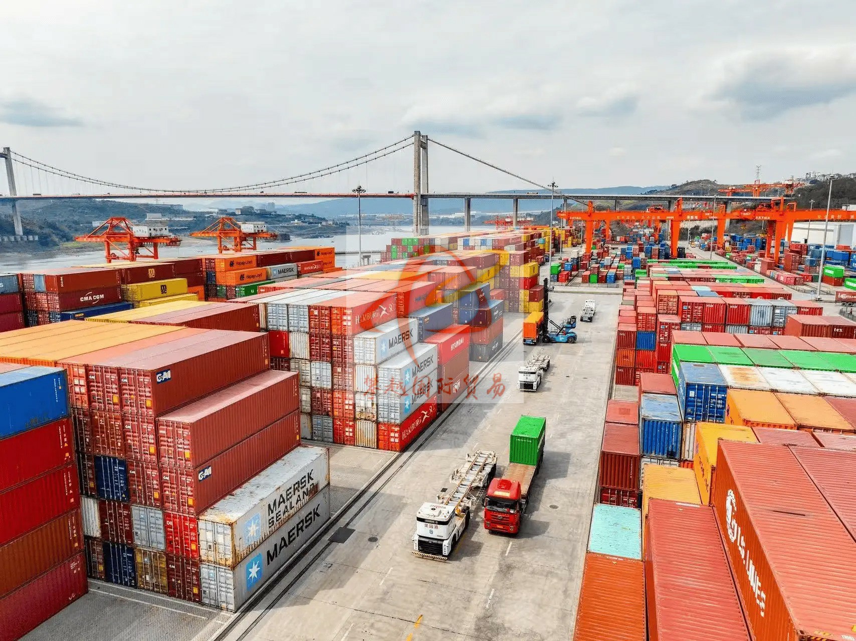 Importing computer accessories from China_ Guangzhou Nansha Port Customs Clearance Services