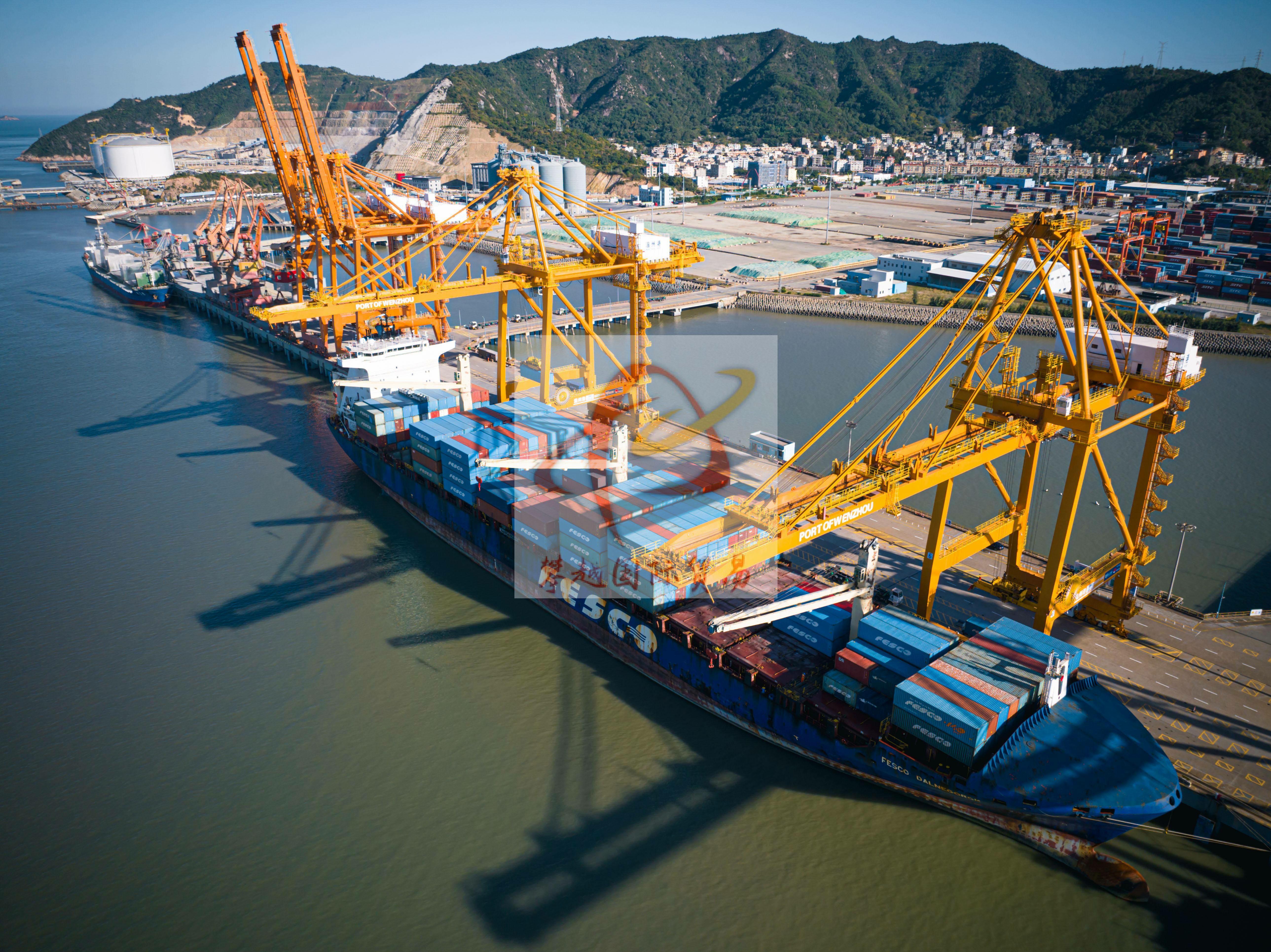 Streamlined Export of Notebook Computer to China_ Shenzhen Yantian Port Export Solutions